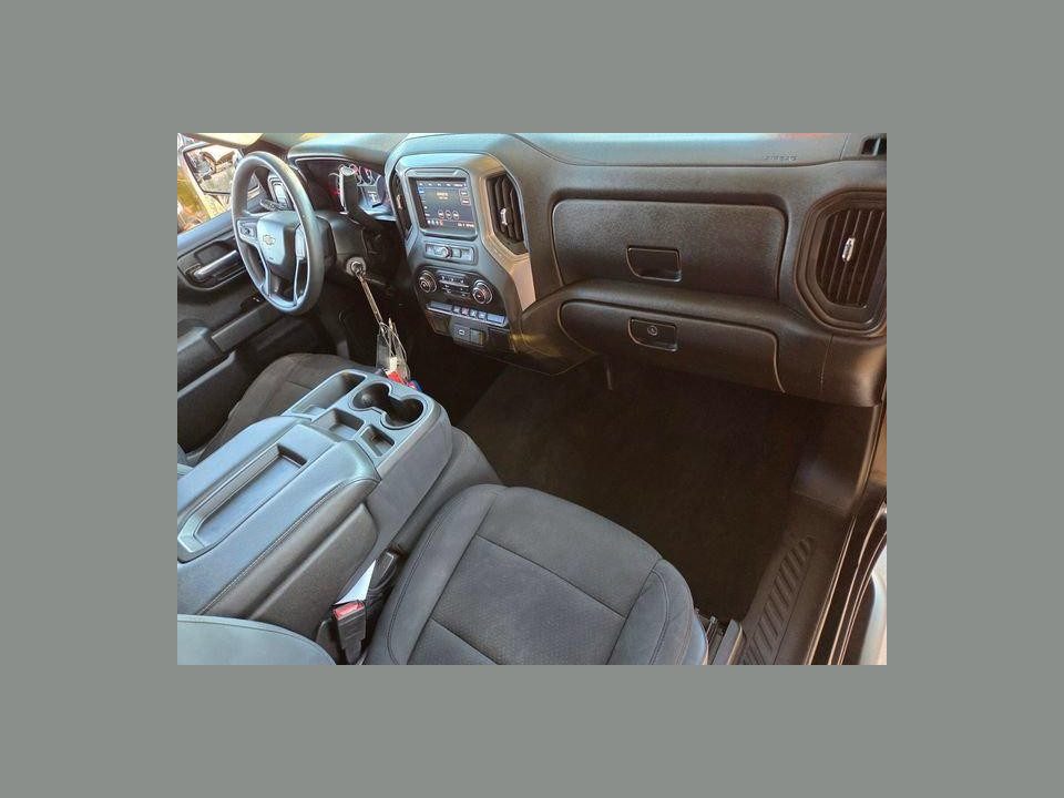 2020 Chevrolet Silverado 1500 2WD Crew Cab Short Bed Custom