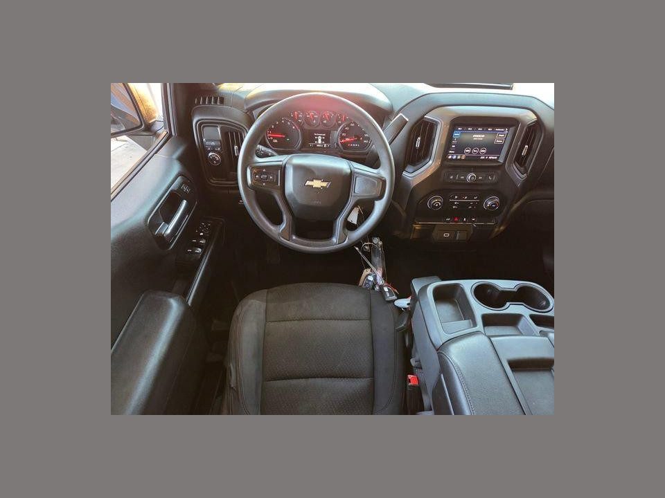 2020 Chevrolet Silverado 1500 2WD Crew Cab Short Bed Custom