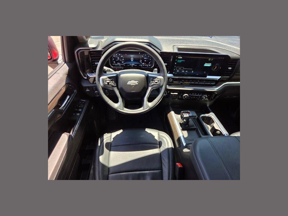 2024 Chevrolet Silverado 1500 4WD Crew Cab Short Bed RST
