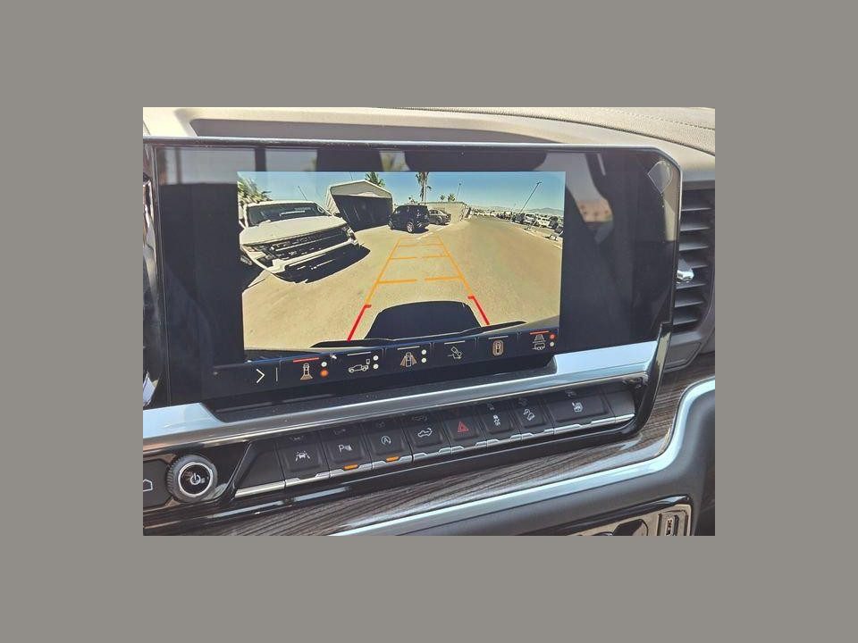 2026 Chevrolet Silverado 1500 4WD Crew Cab Standard Bed LT