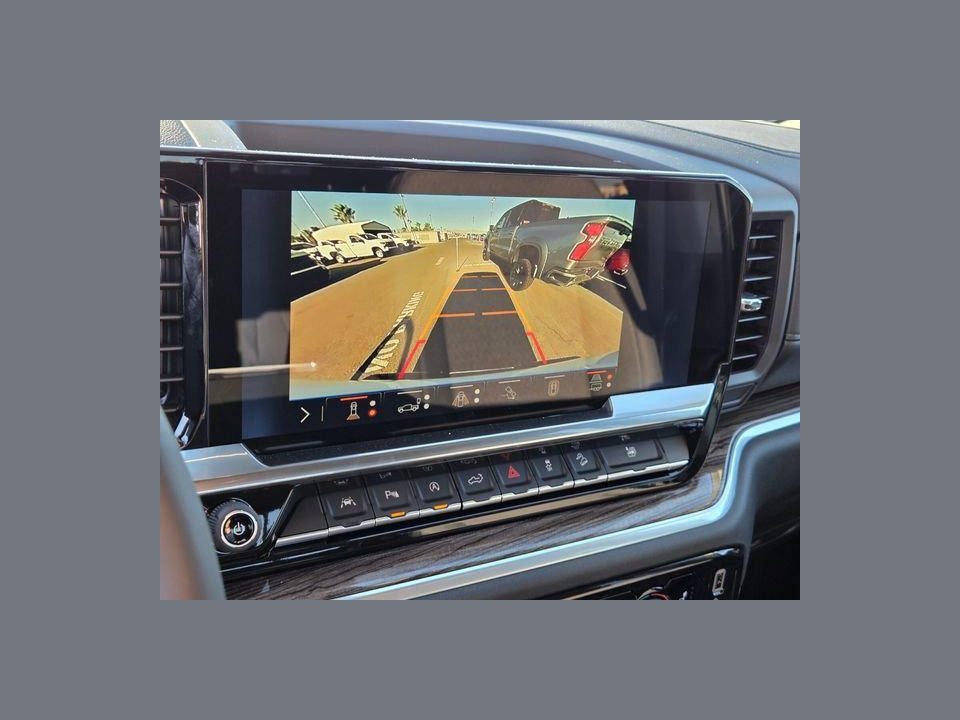 2026 Chevrolet Silverado 1500 4WD Crew Cab Standard Bed LT
