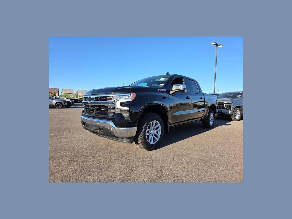 2026 Chevrolet Silverado 1500 4WD Crew Cab Standard Bed LT