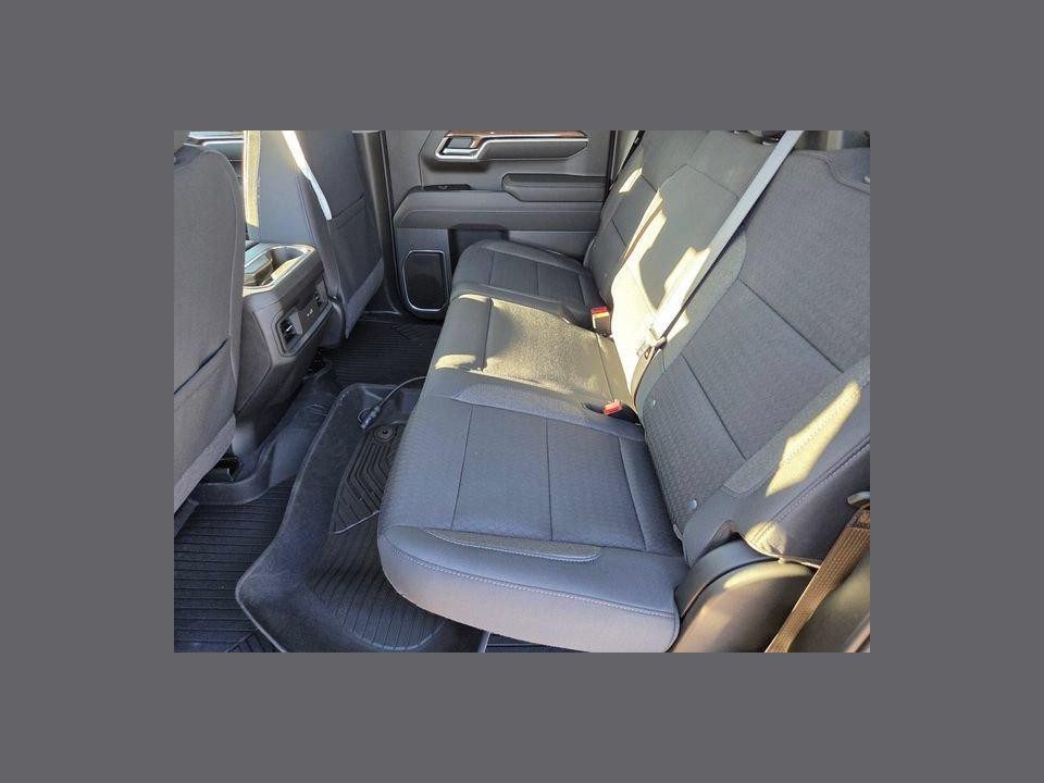 2026 Chevrolet Silverado 1500 4WD Crew Cab Standard Bed LT
