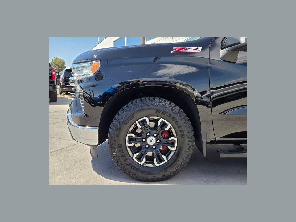 2025 Chevrolet Silverado 1500 4WD Crew Cab Standard Bed LT