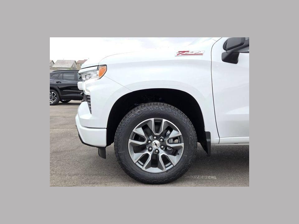 2026 Chevrolet Silverado 1500 4WD Crew Cab Standard Bed LT