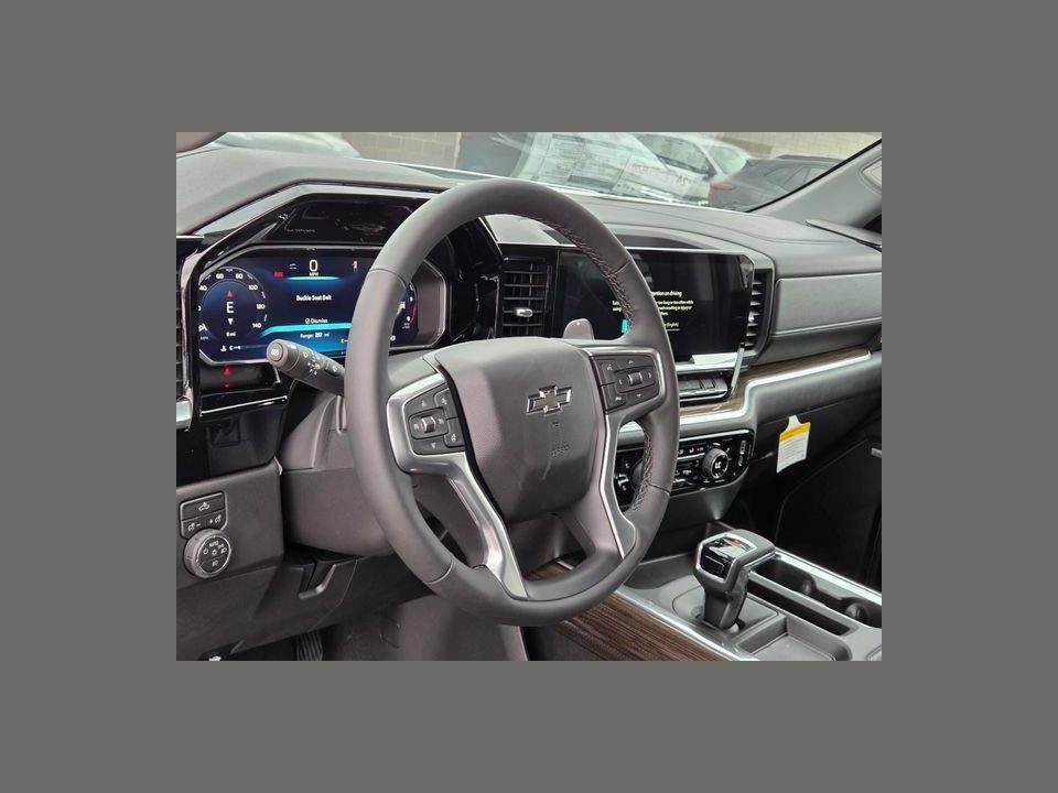 2026 Chevrolet Silverado 1500 4WD Crew Cab Standard Bed LT