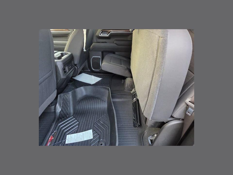2026 Chevrolet Silverado 1500 4WD Crew Cab Standard Bed LT
