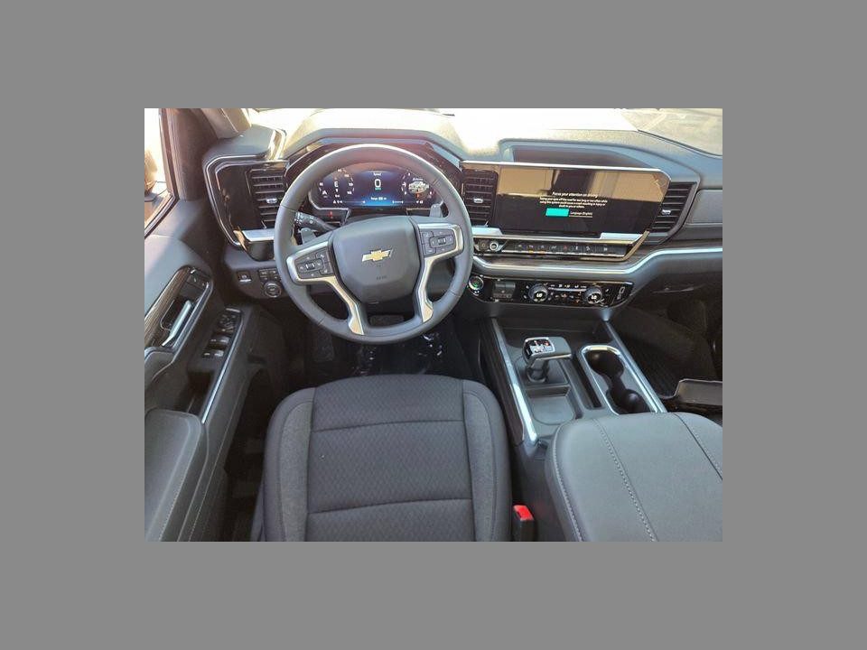 2026 Chevrolet Silverado 1500 4WD Crew Cab Standard Bed LT