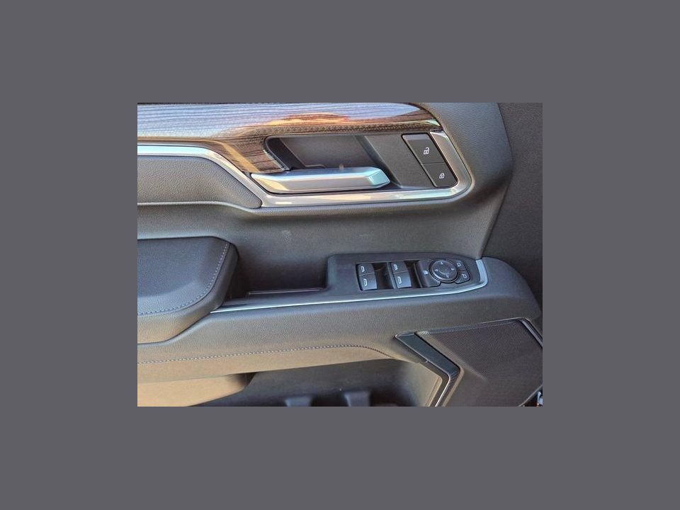 2026 Chevrolet Silverado 1500 4WD Crew Cab Standard Bed LT