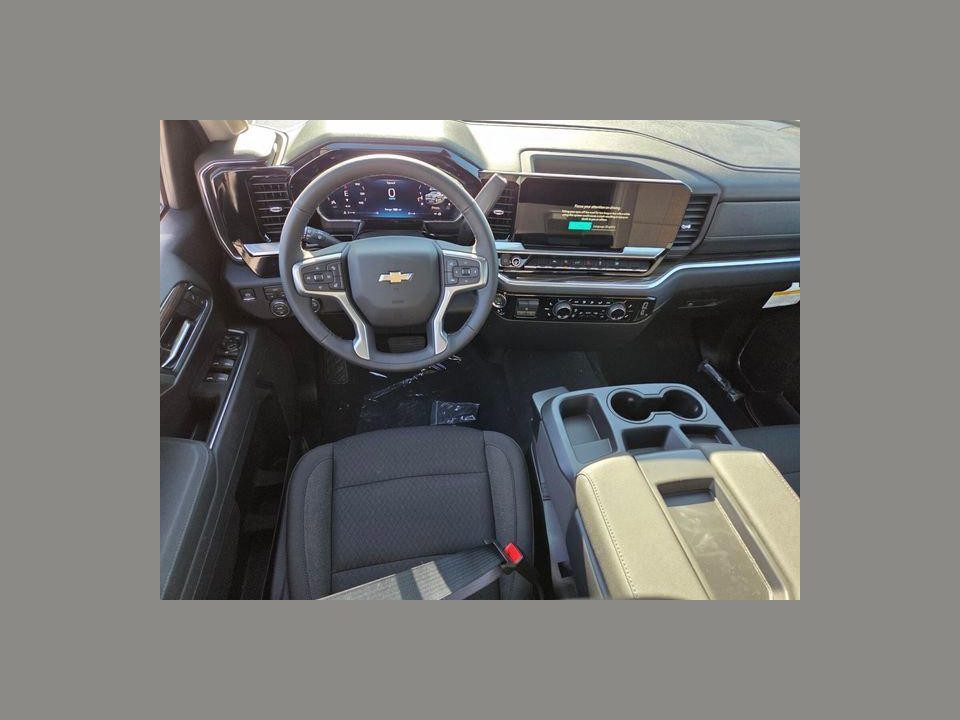 2026 Chevrolet Silverado 1500 4WD Crew Cab Standard Bed LT