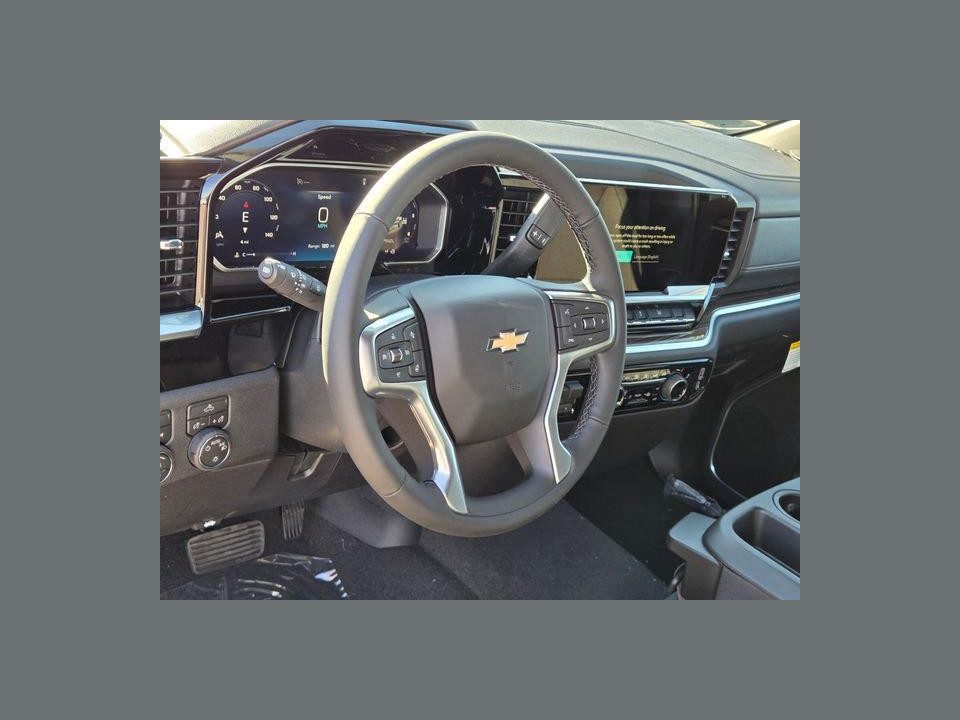 2026 Chevrolet Silverado 1500 4WD Crew Cab Standard Bed LT