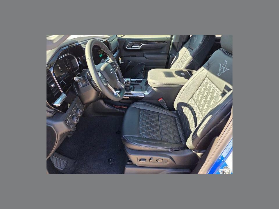 2026 Chevrolet Silverado 1500 4WD Crew Cab Short Bed RST