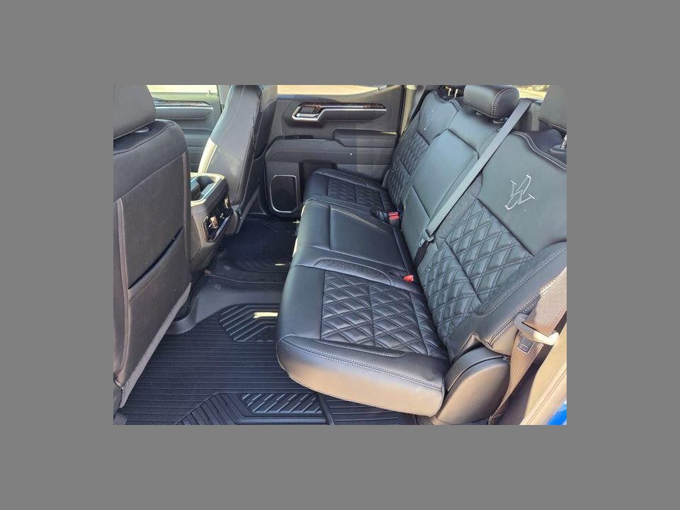 2026 Chevrolet Silverado 1500 4WD Crew Cab Short Bed RST