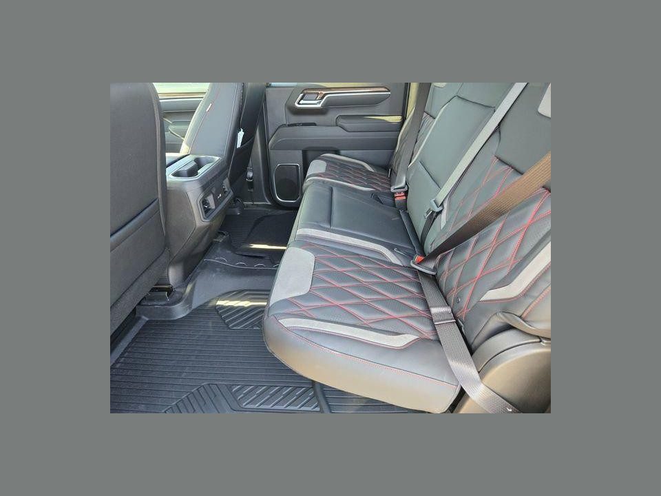 2026 Chevrolet Silverado 1500 4WD Crew Cab Short Bed RST