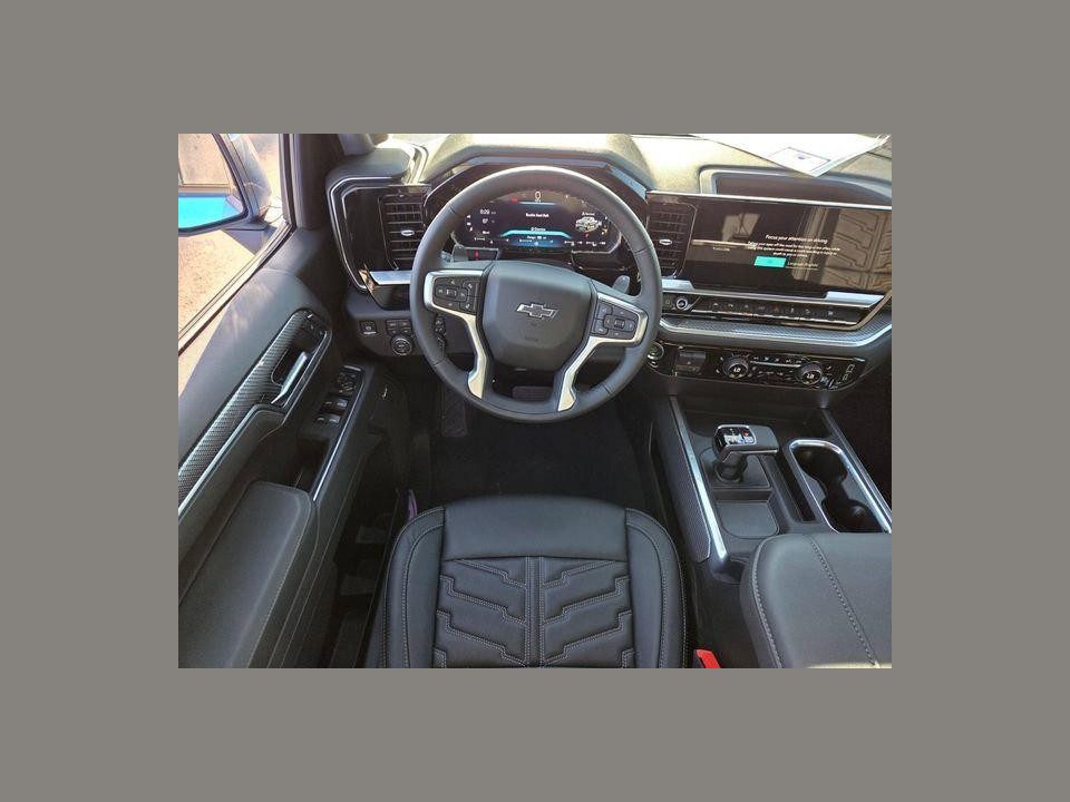 2026 Chevrolet Silverado 1500 4WD Crew Cab Short Bed RST