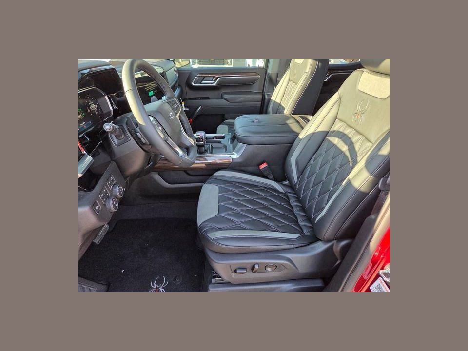 2026 Chevrolet Silverado 1500 4WD Crew Cab Short Bed RST