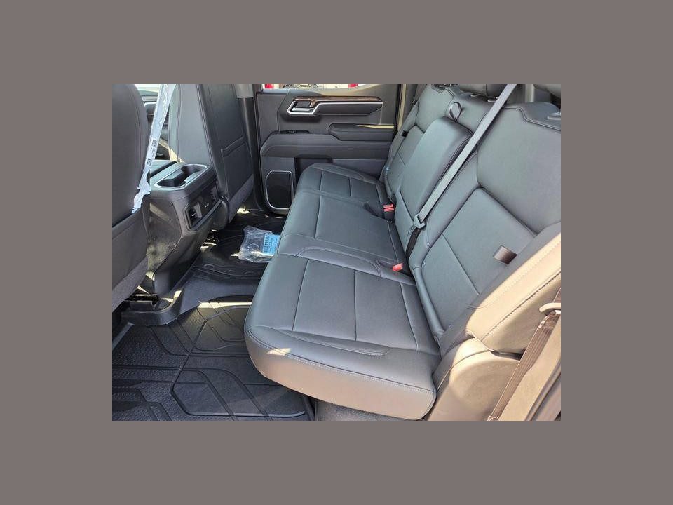 2026 Chevrolet Silverado 1500 4WD Crew Cab Short Bed RST