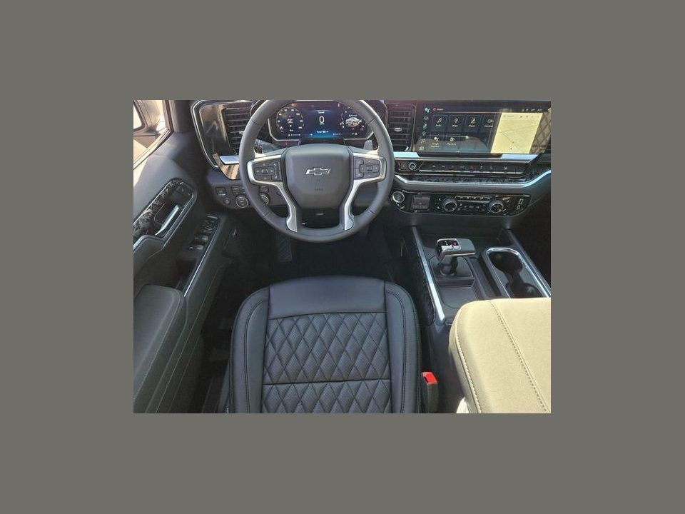 2026 Chevrolet Silverado 1500 4WD Crew Cab Short Bed RST