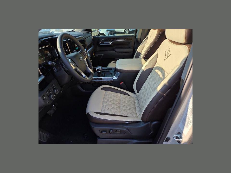 2026 Chevrolet Silverado 1500 4WD Crew Cab Short Bed RST