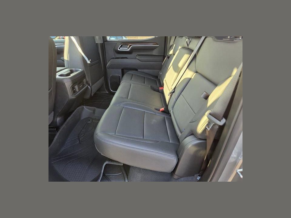 2026 Chevrolet Silverado 1500 4WD Crew Cab Short Bed RST