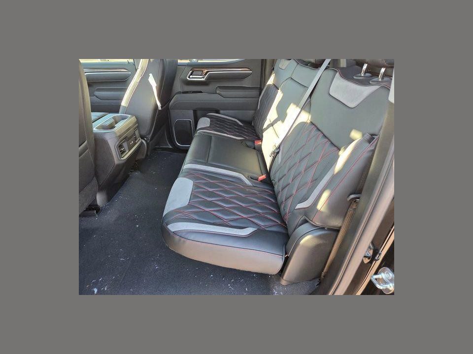 2026 Chevrolet Silverado 1500 4WD Crew Cab Short Bed RST