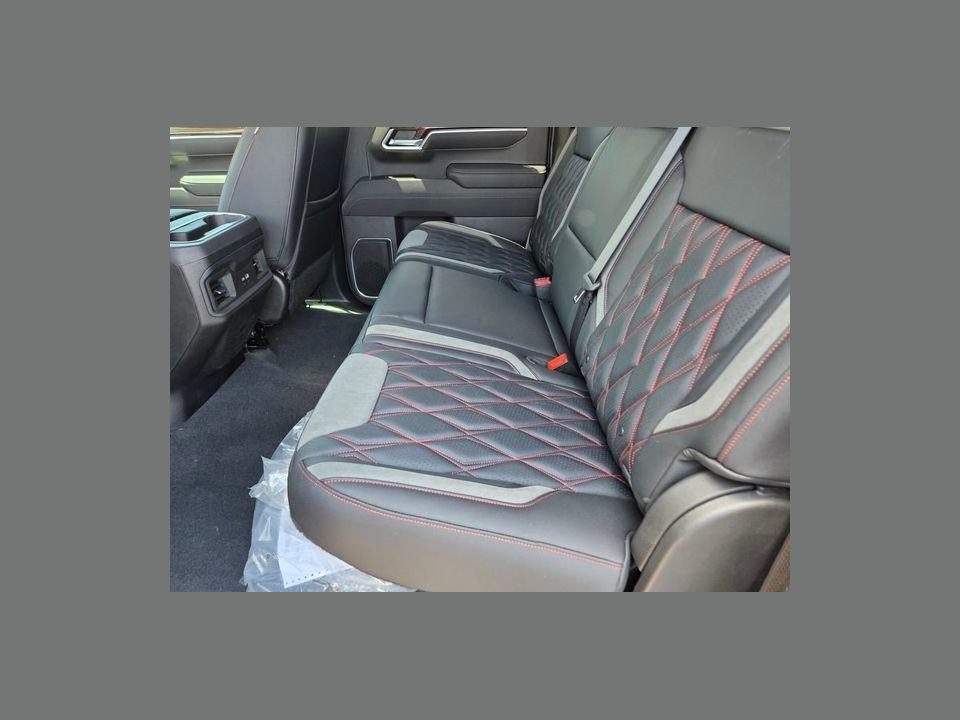2026 Chevrolet Silverado 1500 4WD Crew Cab Short Bed RST