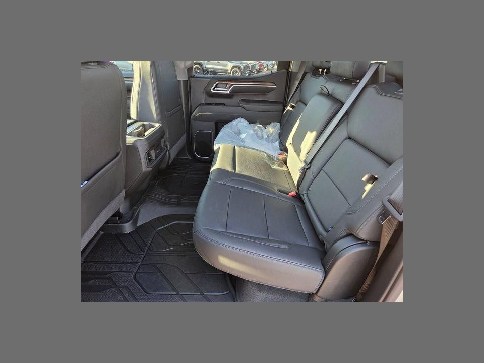 2026 Chevrolet Silverado 1500 4WD Crew Cab Short Bed RST