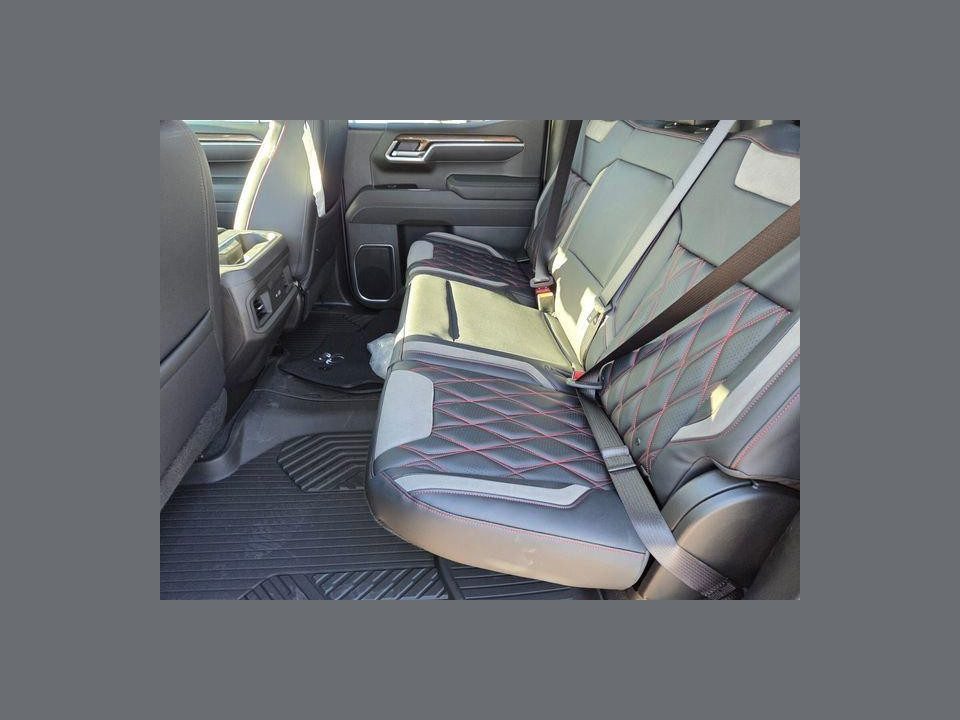 2026 Chevrolet Silverado 1500 4WD Crew Cab Short Bed RST