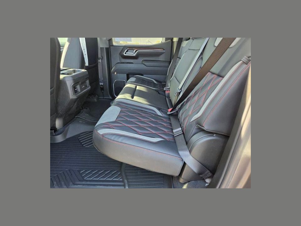 2026 Chevrolet Silverado 1500 4WD Crew Cab Short Bed RST