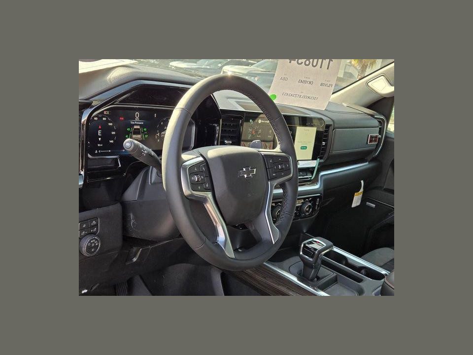 2026 Chevrolet Silverado 1500 4WD Crew Cab Short Bed RST