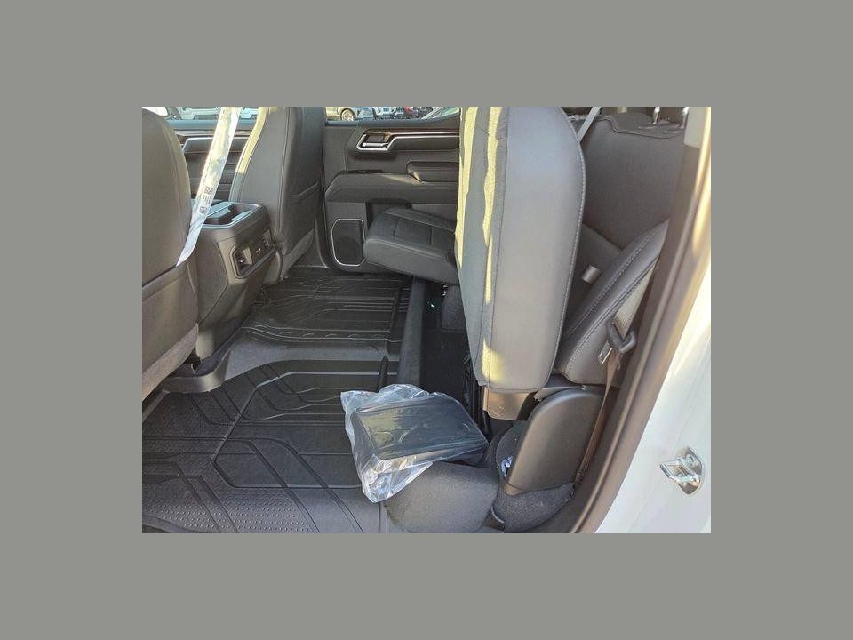 2026 Chevrolet Silverado 1500 4WD Crew Cab Short Bed RST
