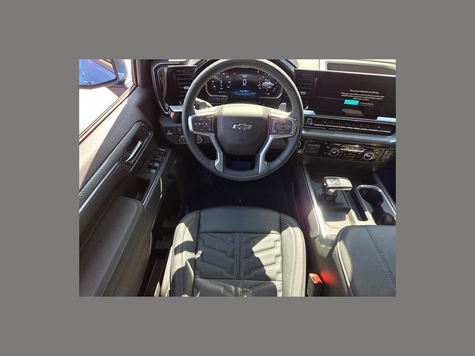 2026 Chevrolet Silverado 1500 4WD Crew Cab Short Bed RST