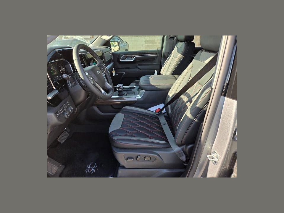 2026 Chevrolet Silverado 1500 4WD Crew Cab Short Bed RST