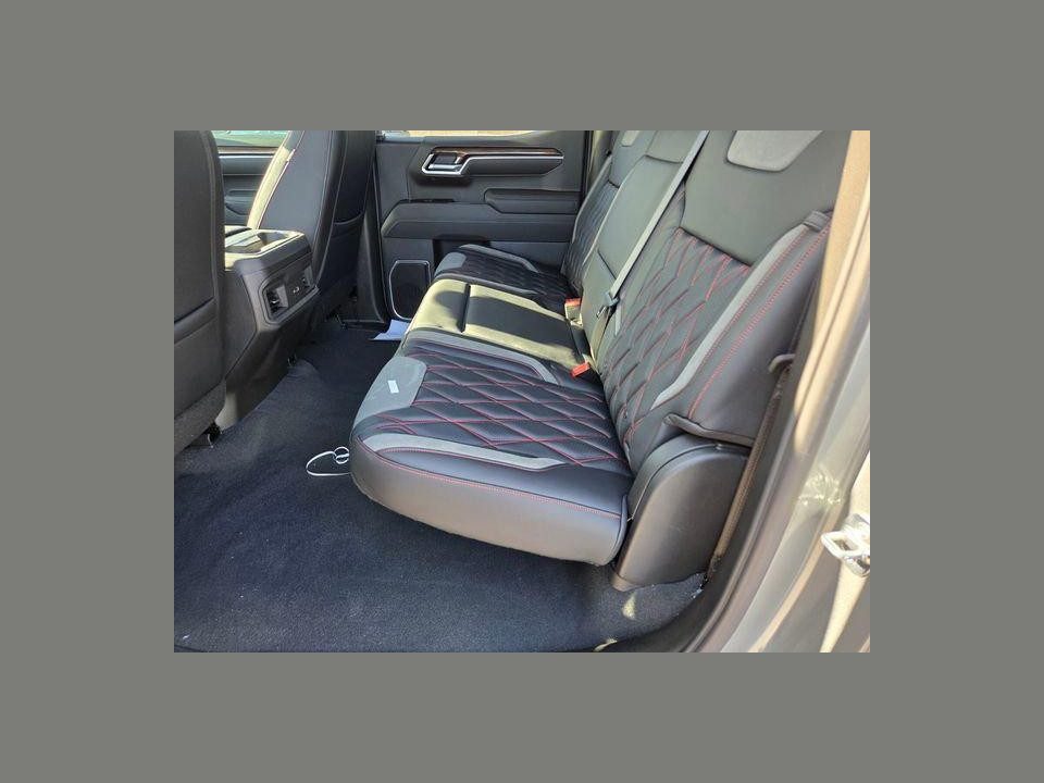 2026 Chevrolet Silverado 1500 4WD Crew Cab Short Bed RST