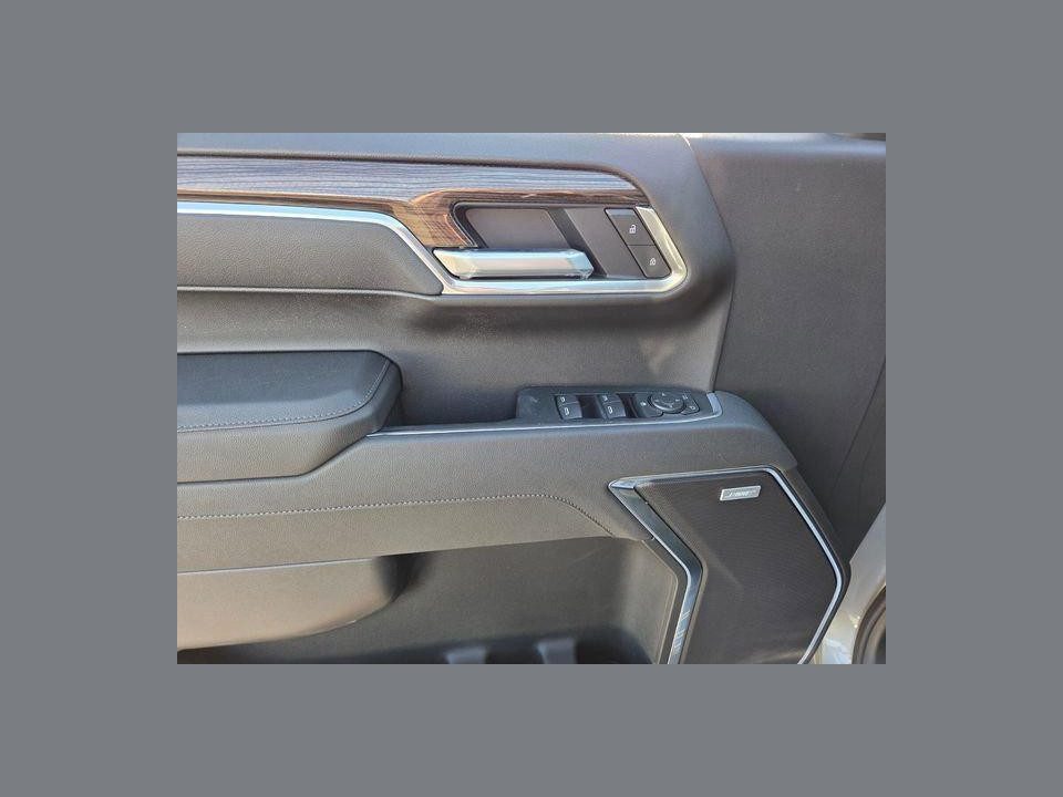 2026 Chevrolet Silverado 1500 4WD Crew Cab Short Bed RST