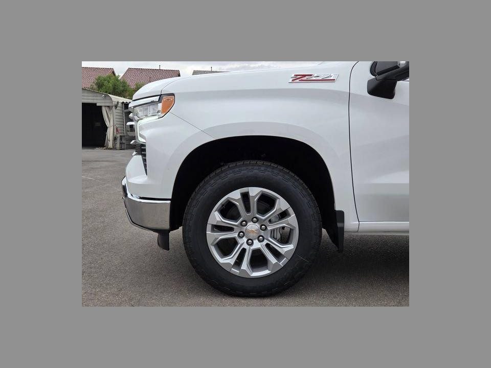 2026 Chevrolet Silverado 1500 4WD Crew Cab Short Bed LTZ