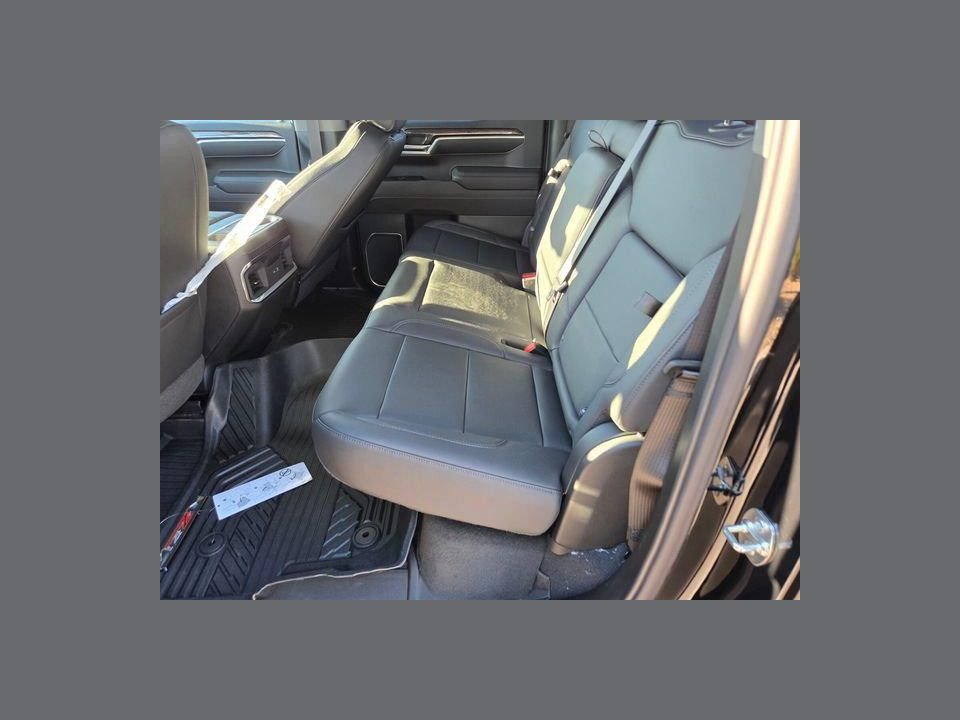 2026 Chevrolet Silverado 1500 4WD Crew Cab Short Bed LTZ