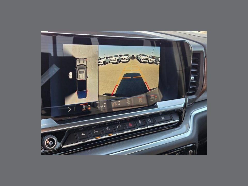 2026 Chevrolet Silverado 1500 4WD Crew Cab Short Bed High Country