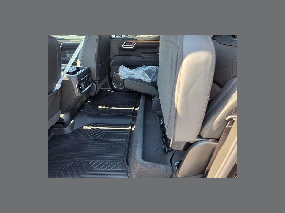 2026 Chevrolet Silverado 1500 4WD Crew Cab Short Bed High Country
