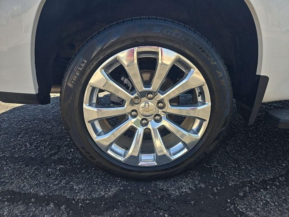 2021 Chevrolet Silverado 1500 4WD Crew Cab Short Bed High Country