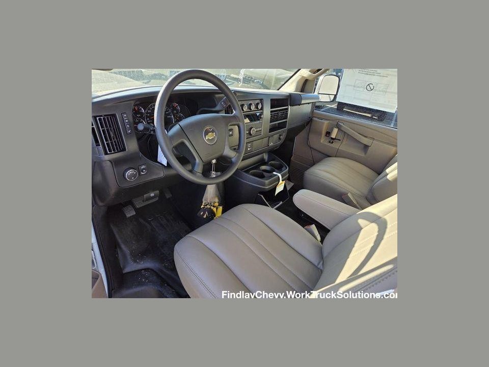 2026 Chevrolet Express Cargo 2500 Regular Wheelbase, WT, RWD