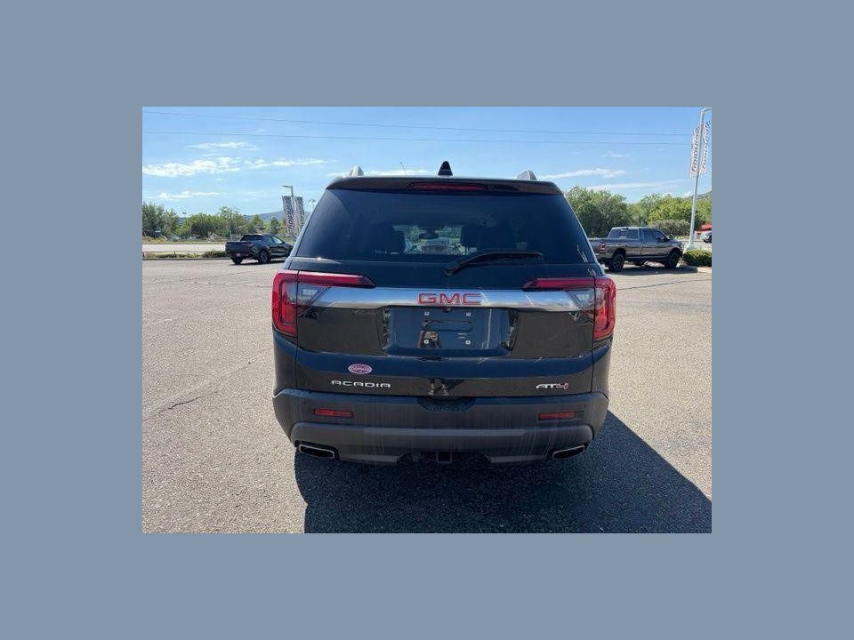 2020 GMC Acadia AWD AT4