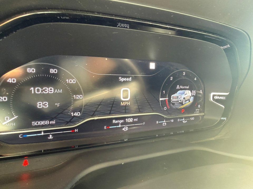 2022 GMC Yukon 4WD Denali
