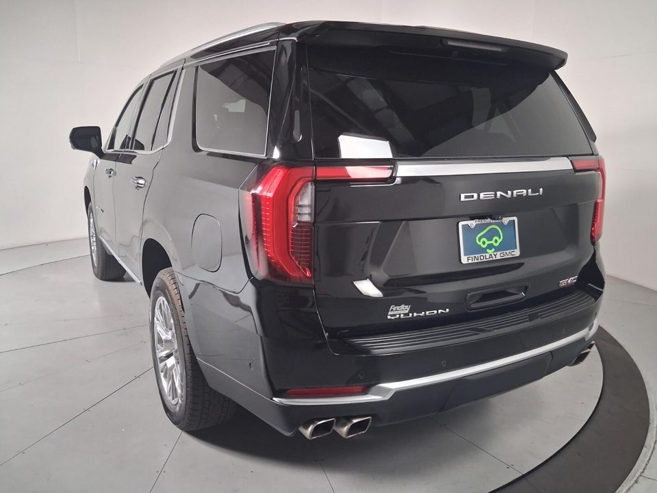 2025 GMC Yukon 4WD Denali