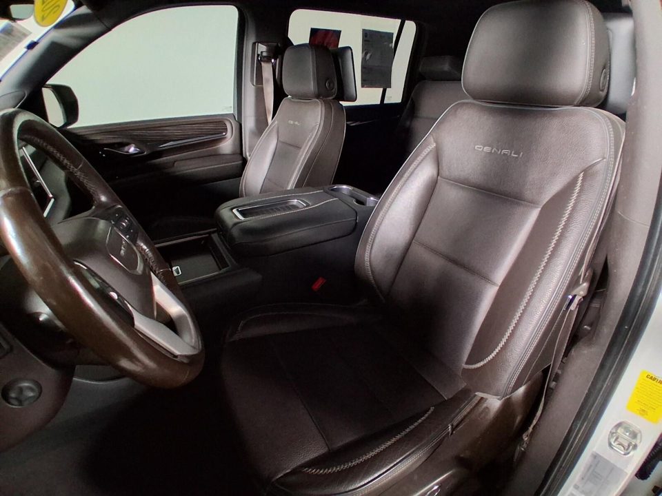 2021 GMC Yukon XL 4WD Denali