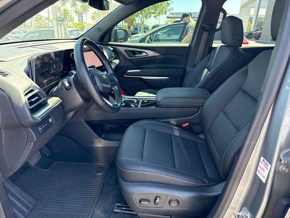 2024 Chevrolet Traverse FWD LT