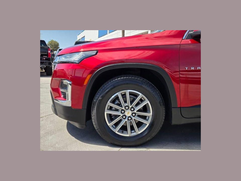 2023 Chevrolet Traverse FWD LT Cloth