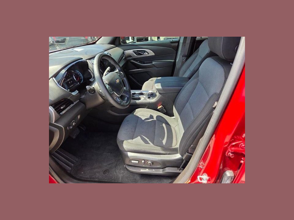 2023 Chevrolet Traverse FWD LT Cloth