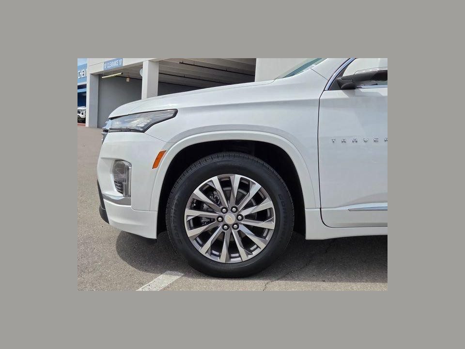 2022 Chevrolet Traverse FWD Premier