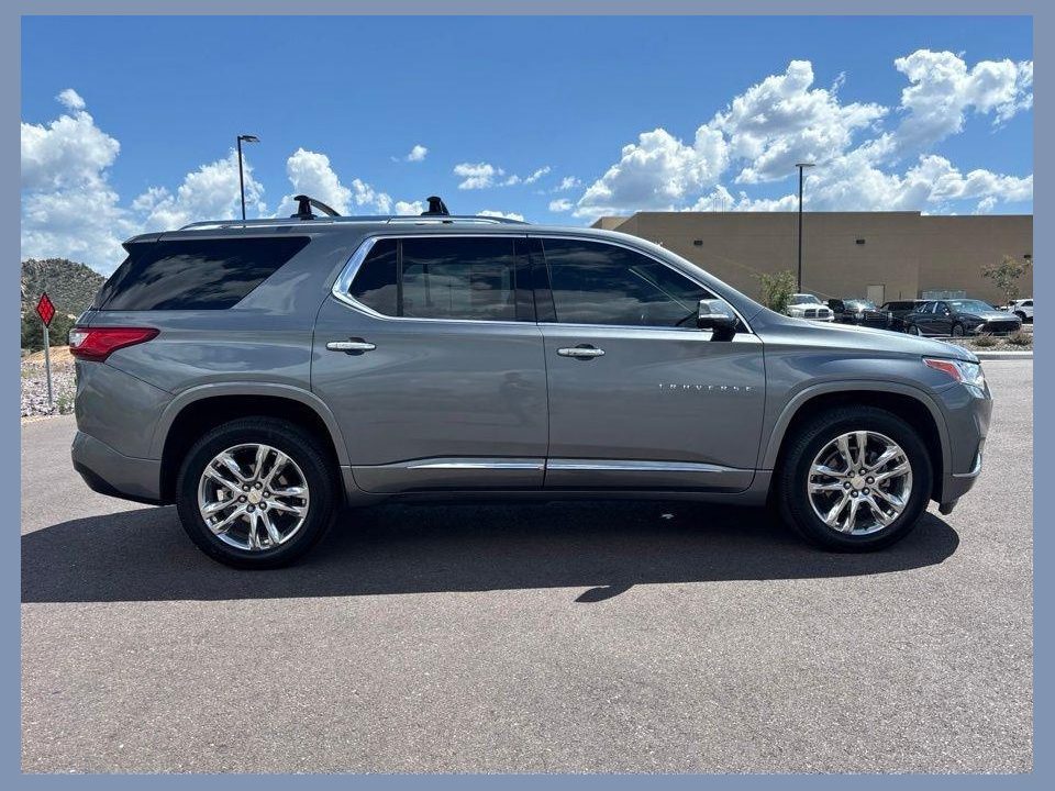 2020 Chevrolet Traverse AWD High Country